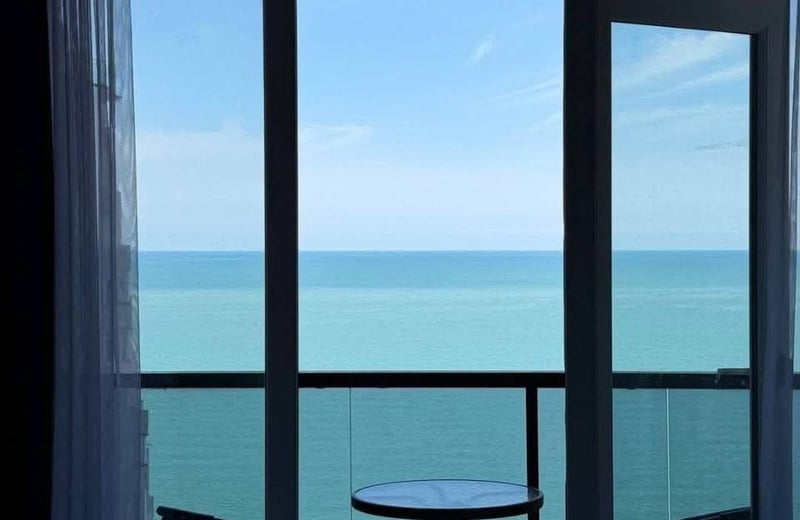Alquiler de estudio panorámico con vista al mar, Guru Residence, Batumi, Georgia