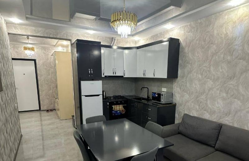 Vermietung einer komfortablen, möblierten Wohnung, 60 m², Black Sea Tower, Batumi, Georgien