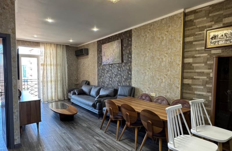 Rent a luxury, spacious apartment with sea and mountain view, 120 m², Batumi, Georgia