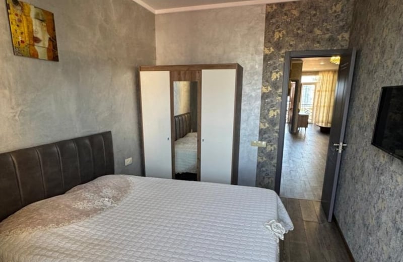 Rent a luxury, spacious apartment with sea and mountain view, 120 m², Batumi, Georgia