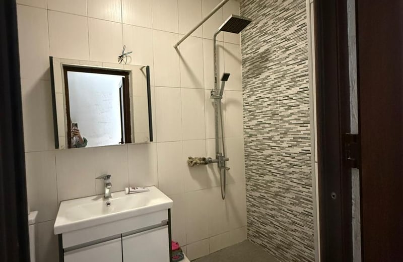 Wohnung mit 3 Schlafzimmern 85m² zur Miete in Stadionnähe, Batumi, Georgien