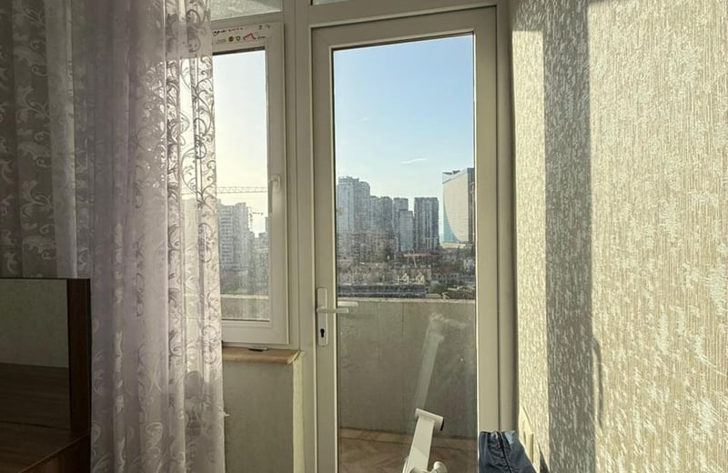 Wohnung mit 3 Schlafzimmern 85m² zur Miete in Stadionnähe, Batumi, Georgien