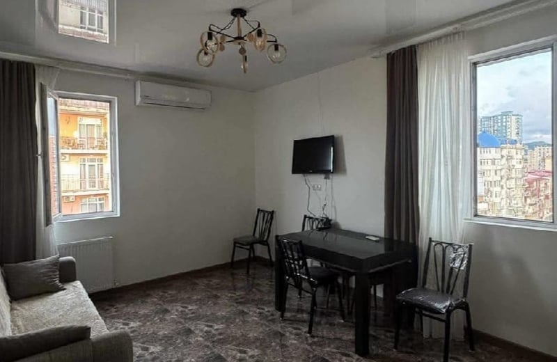 Appartement lumineux 60m² à louer, Batoumi, Géorgie