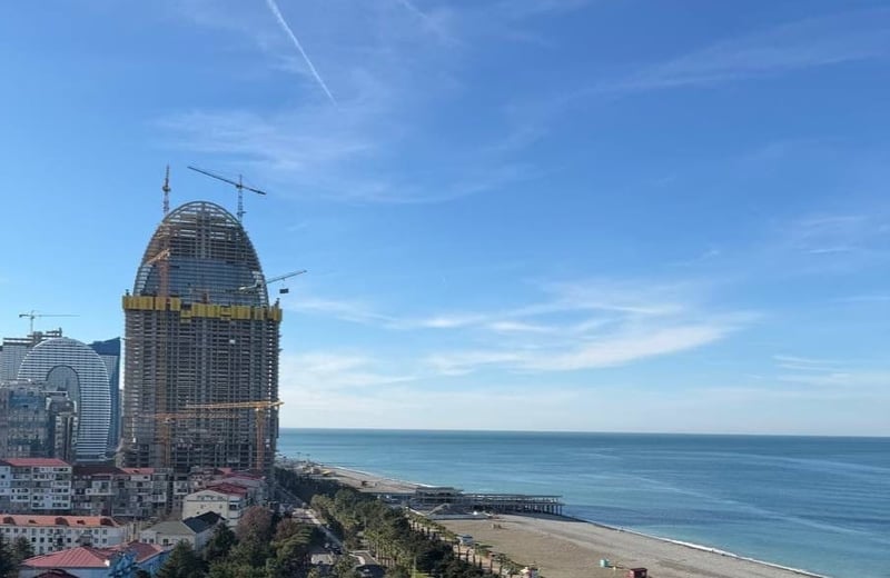 Studio spacieux 45m² avec vue sur la mer à louer, Batoumi, Géorgie