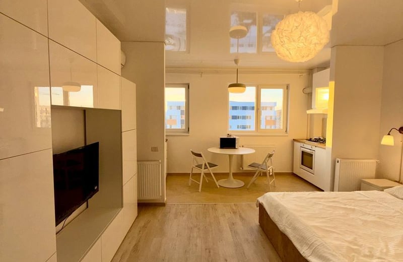 Estudio moderno, amueblado en alquiler, Bucarest, Rumanía