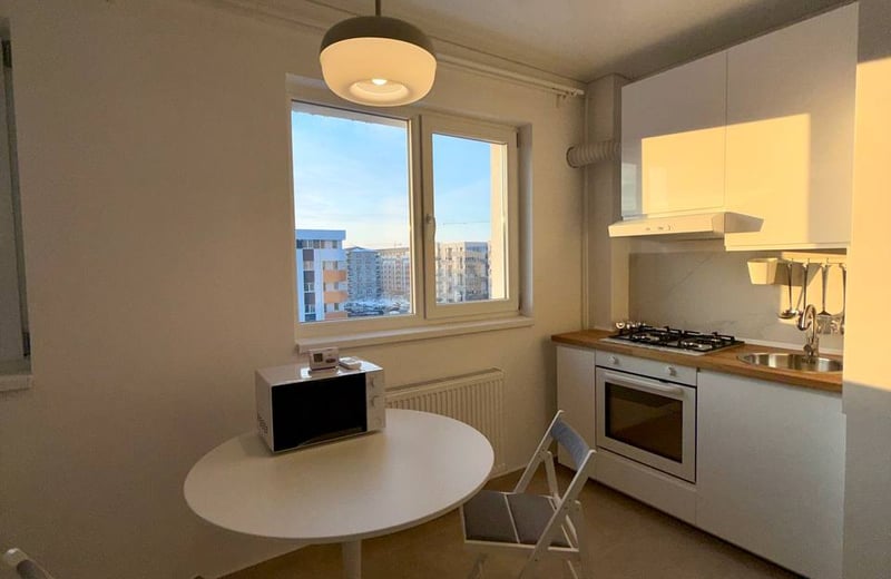 Estudio moderno, amueblado en alquiler, Bucarest, Rumanía