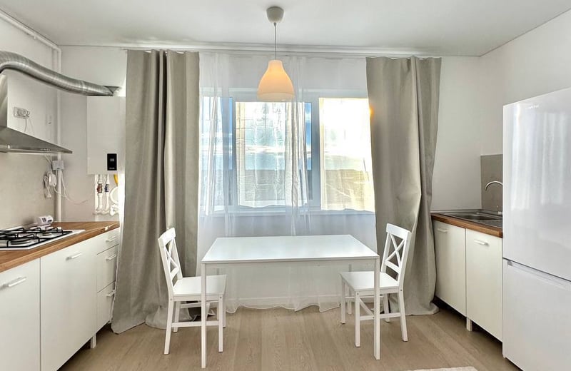 Alquiler a largo plazo de apartamento acogedor en Bucarest, Rumanía