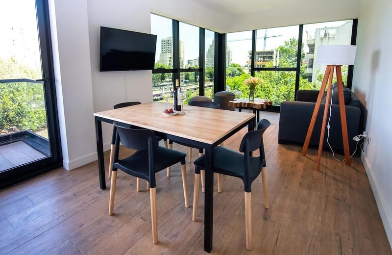 Soleado apartamento de 2 dormitorios 55m2 en Colegiales