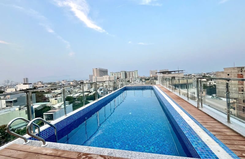 Rent a spacious, modern 75 sqm apartment in the Son Tra district, Da Nang, Vietnam