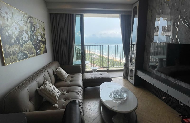 Alquiler de apartamento exclusivo y amueblado con vista al océano, 125 m², Da Nang, Vietnam