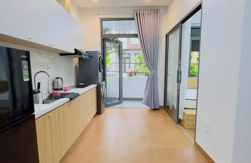 Аренда современной, полностью меблированной студии с балконом, район Нгу Хань Сон, Дананг, Вьетнам