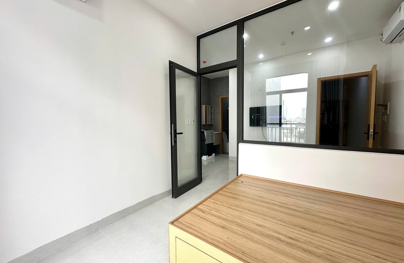 Bright and cozy apartment for rent near the beach, 40 m², Da Nang, Vietnam