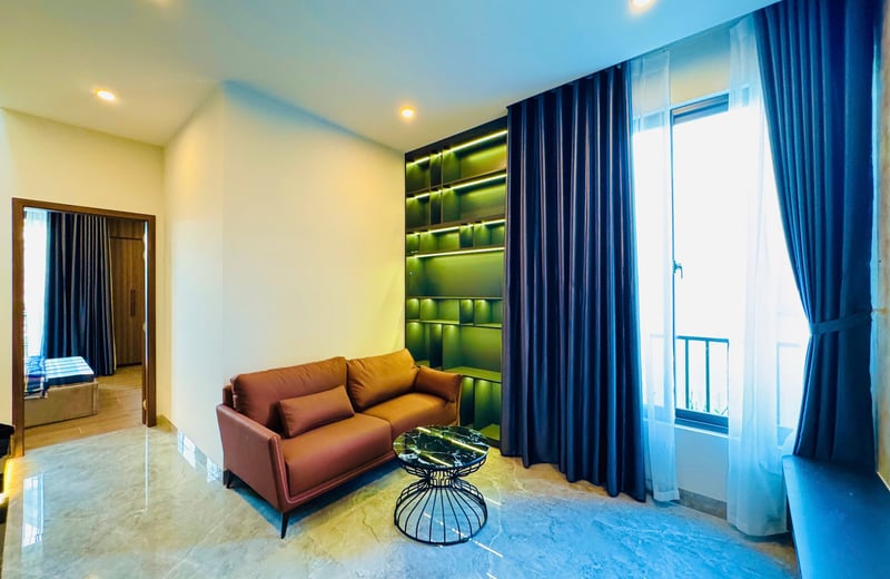 Rent a spacious, fully furnished house near the beach, Thanh Khe, Da Nang, Vietnam