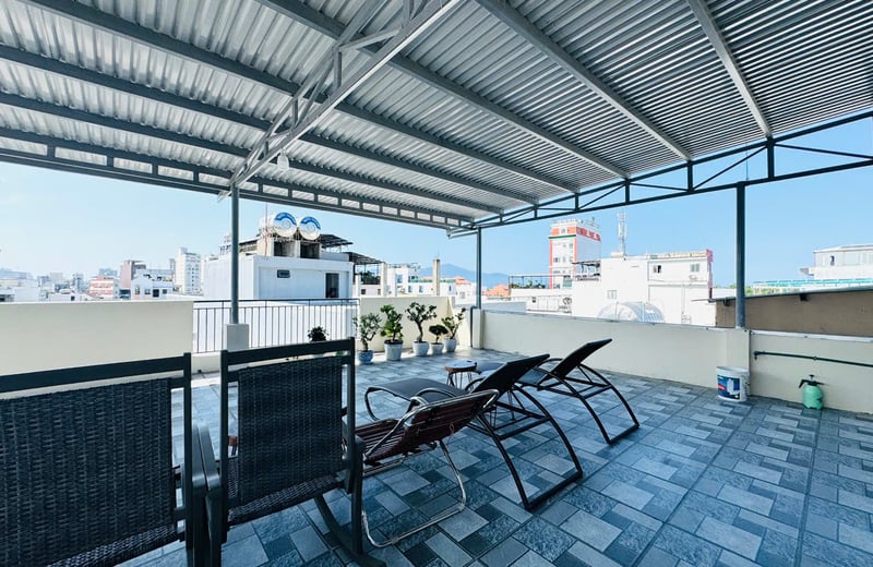 Rent a bright, furnished apartment, Da Nang, Vietnam
