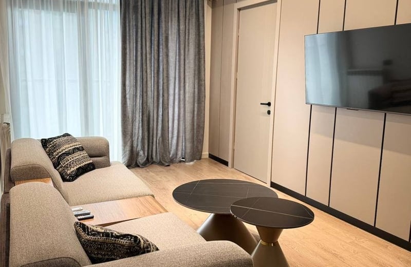 Vermietung einer geräumigen, komfortablen Wohnung, Batumi, Georgien