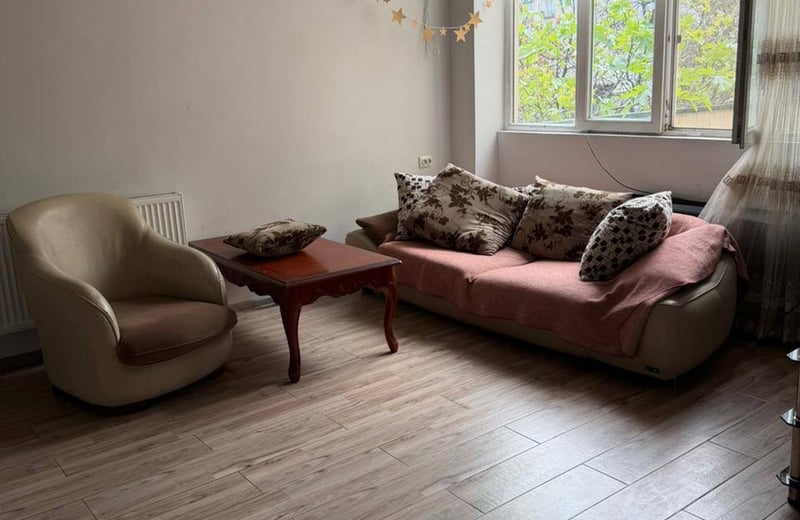 Location d'un appartement meublé et lumineux, Batoumi, Géorgie