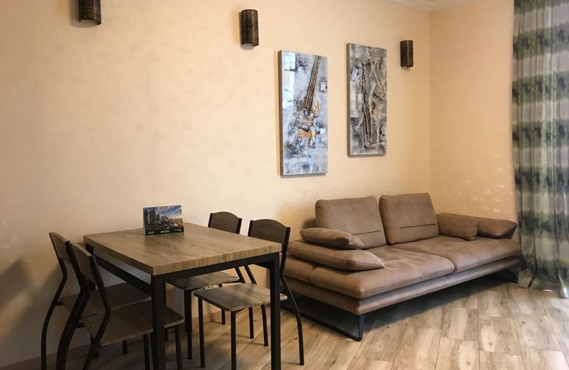 Moderne, helle Wohnung mit Meerblick im Orbi Sea Towers zur Miete, Batumi, Georgien