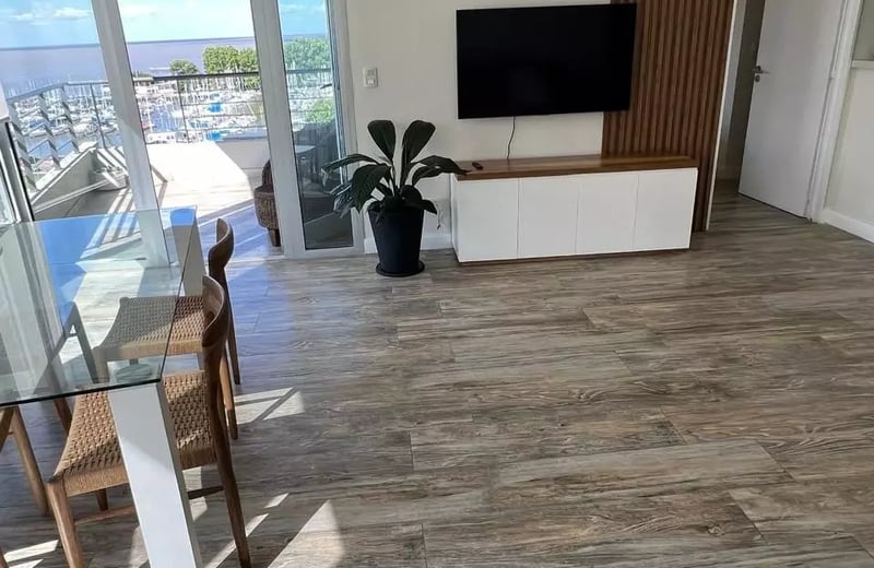 Аренда двушки с балконом и видом на Ла Плату, Olivos, Buenos Aires
