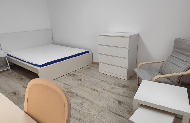 Rent of a furnished apartment near Politehnica University, Bucharest, Romania