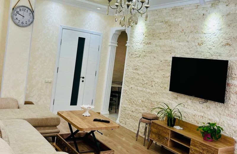 Apartamento espacioso y acogedor en alquiler, Batumi