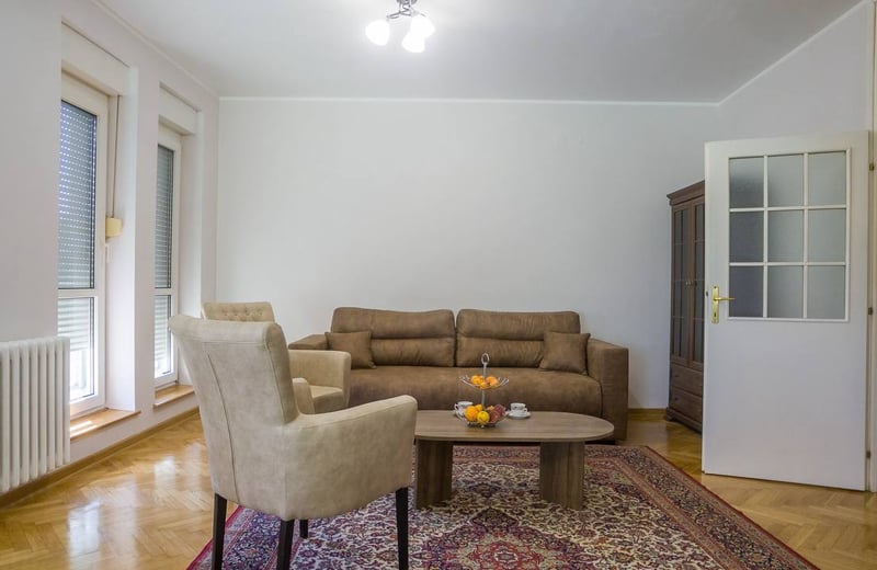 Alquiler de apartamento amplio y confortable, 78 m², Novi Beograd, Belgrado, Serbia