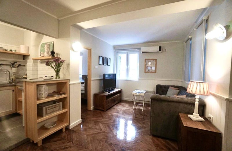 Cozy Apartment 34m² for Rent in City Center, Belgrade, Serbia
