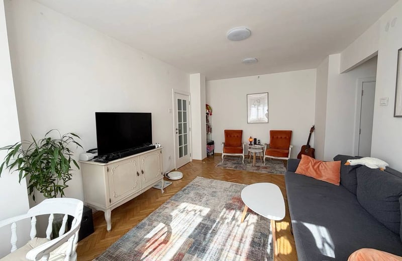 Apartamento amueblado 53m² en alquiler en el centro de Vračar, Belgrado, Serbia