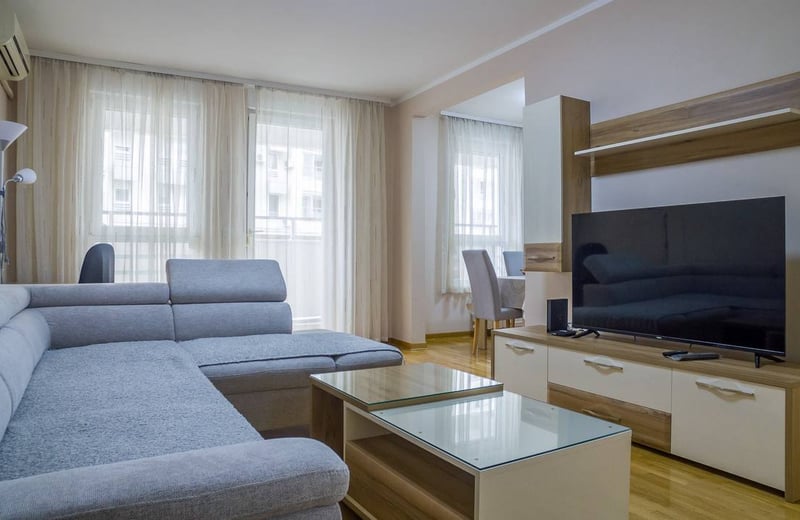 Gemütliche Wohnung 68m² zur Miete in Neu-Belgrad, Serbien