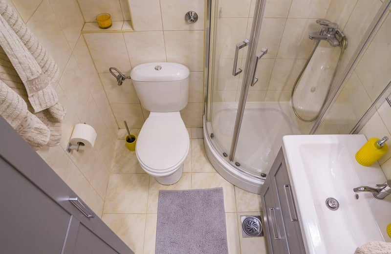 Bright Apartment 43m² for Rent in City Center, Belgrade, Serbia