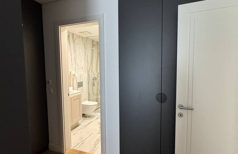 Apartamento moderno 62m² en alquiler en complejo Kennedy Residence, Nuevo Belgrado, Serbia
