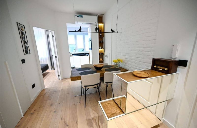 Bright Apartment 60m² for Rent in City Center, Belgrade, Serbia