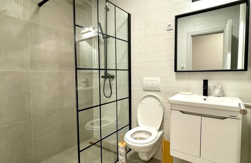 Apartamento espacioso 70m² en alquiler, Nuevo Belgrado, Serbia