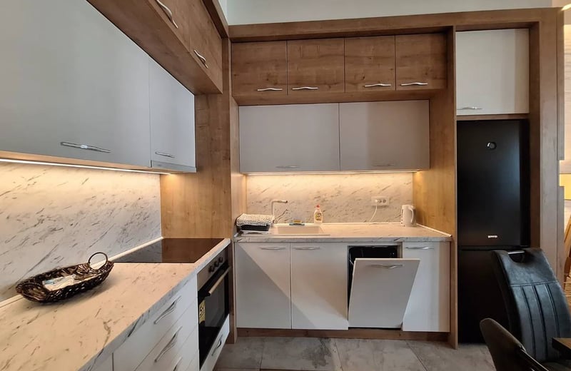 Spacious, Cozy Apartment 78m² for Rent in BW Scala Residential Complex, Belgrade, Serbia