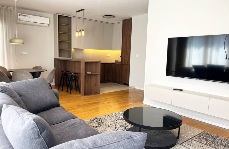 Spacious Apartment 87m² for Rent, Zvezdara, Belgrade, Serbia