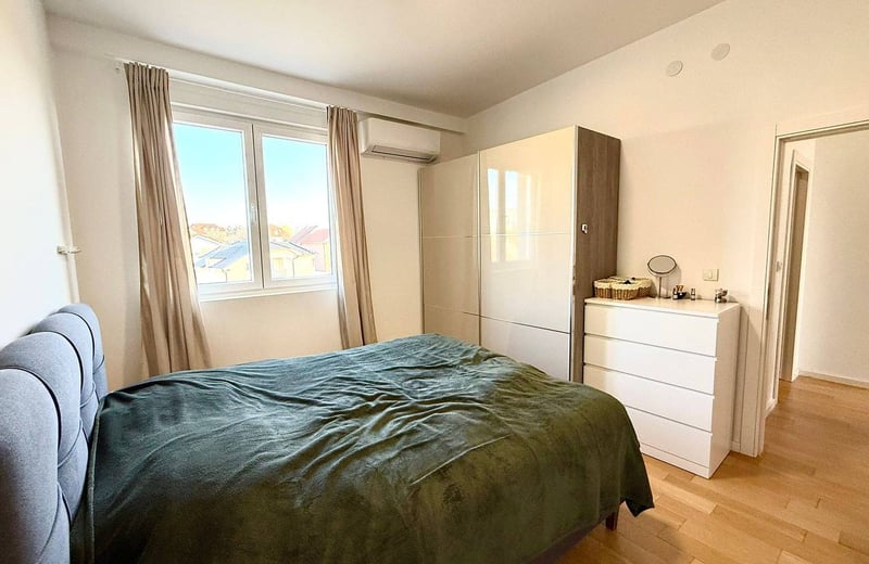 Luxuriöses Penthouse 120m² mit Donaublick zur Miete, Belgrad, Serbien