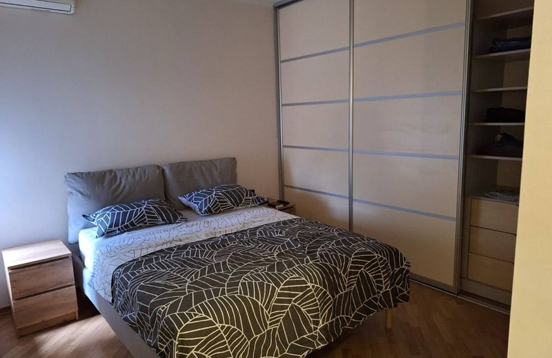 Apartamento espacioso 145m² en alquiler en Vračar, Belgrado, Serbia