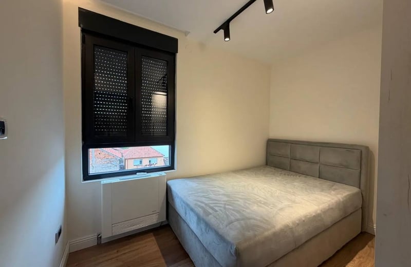 Appartement moderne et élégant 87m² à louer dans un immeuble récent, Zvezdara, Belgrade
