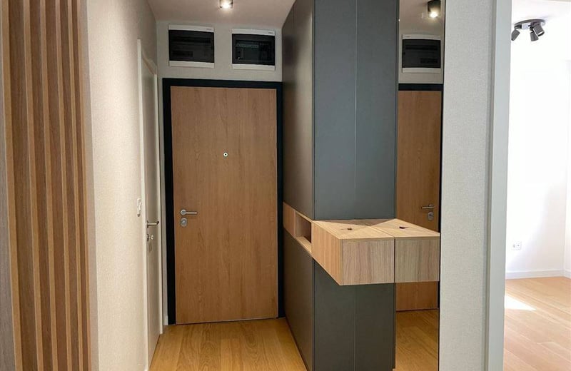 Location d'appartement moderne 58m² dans le complexe New Minel, Nouveau Belgrade, Serbie