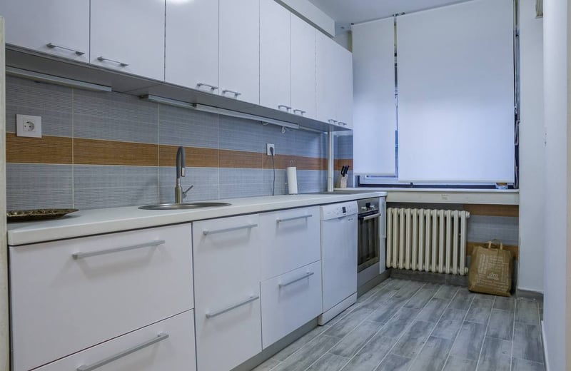 Apartamento luminoso 102m² en alquiler en el centro de Vračar, Belgrado, Serbia