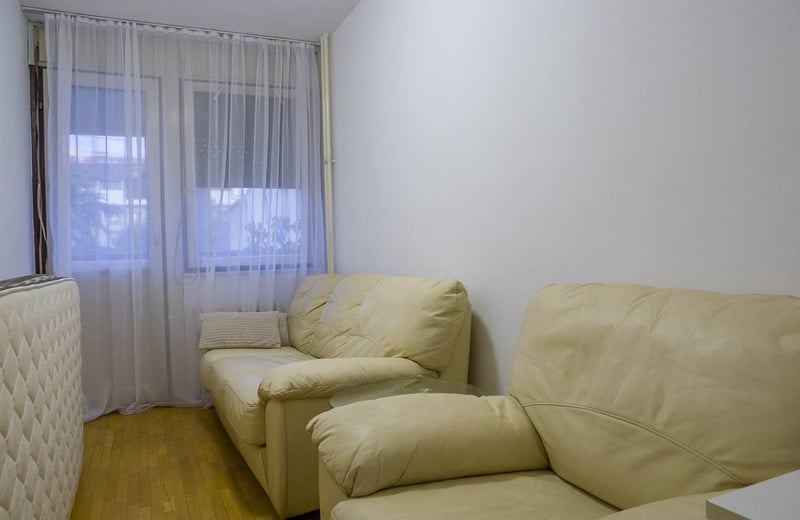 Apartamento luminoso 102m² en alquiler en el centro de Vračar, Belgrado, Serbia