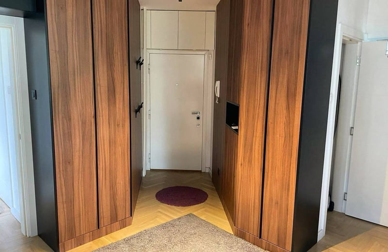 Apartamento espacioso y moderno 108m² en alquiler, Nuevo Belgrado, Serbia