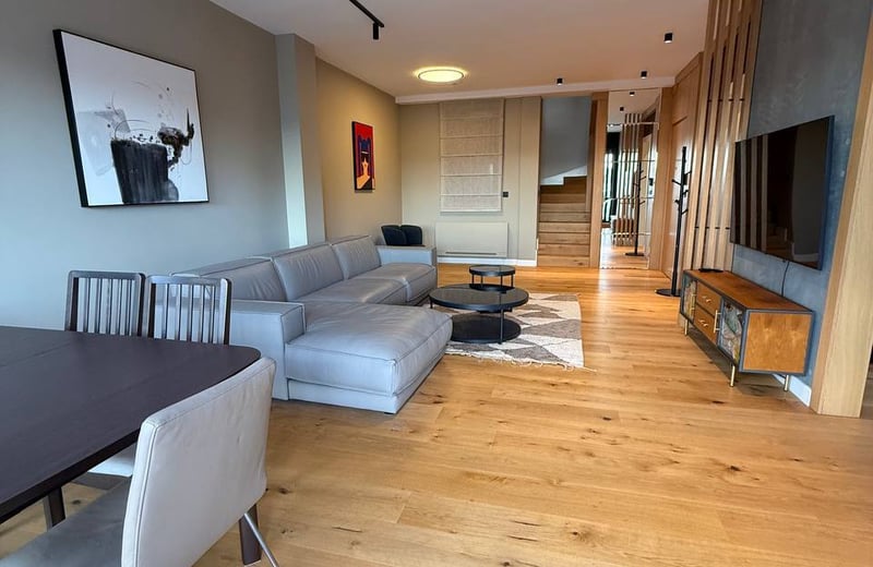 Location de penthouse spacieux de 130 m² avec vue panoramique sur la ville, Belgrade, Serbie