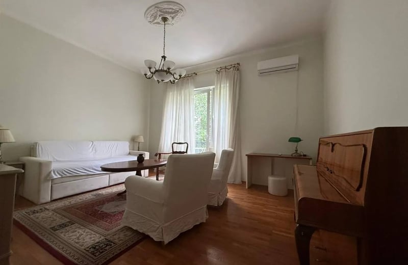 Location d'appartement spacieux et lumineux de 80 m² dans le centre-ville, Belgrade