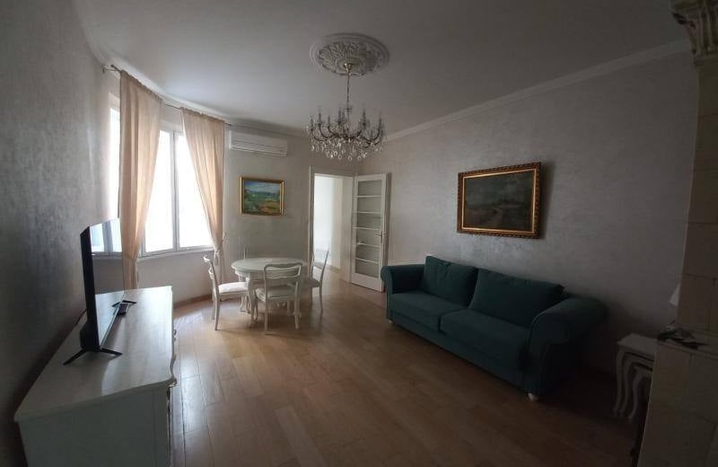 Alquiler de apartamento cómodo de 70 m² en el centro de la ciudad, Belgrado, Serbia