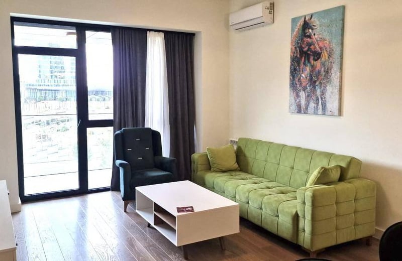Alquiler de apartamento luminoso de 72 m² en el complejo premium BW Sole, Belgrado, Serbia