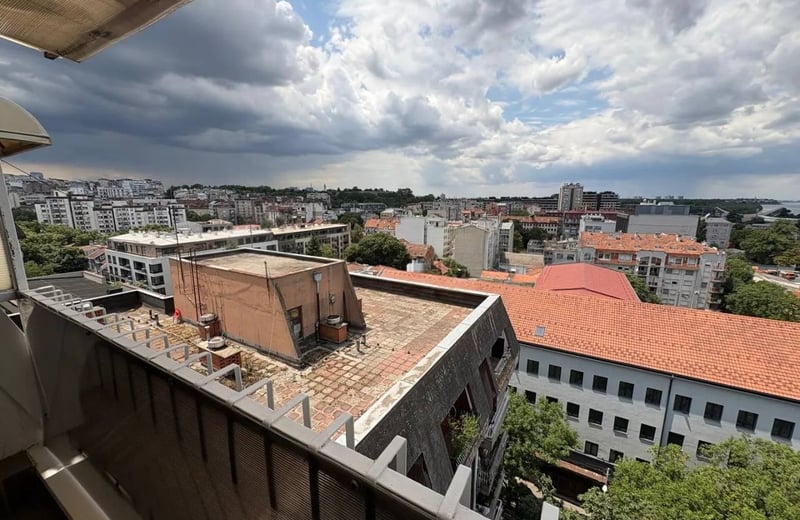 Bright 33 m² apartment for rent in the city center, Belgrade, Serbia