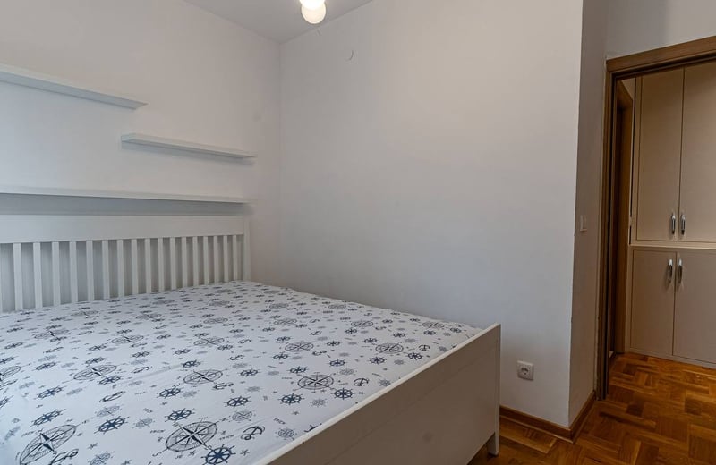 Location d'appartement confortable de 43 m² dans le centre-ville, Belgrade, Serbie