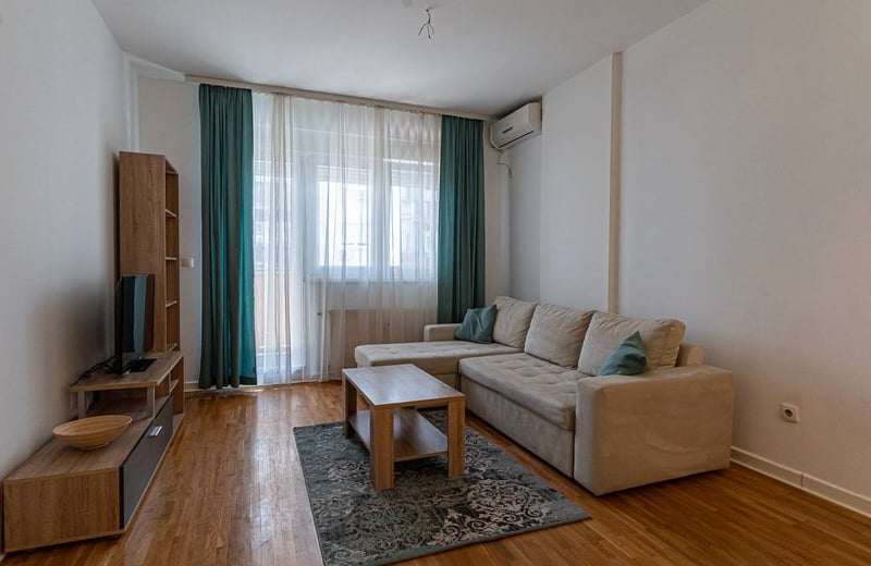 Аренда светлой трехкомнатной квартиры 64 м², Белград, Сербия