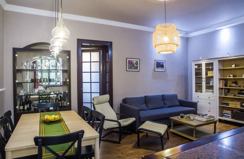 Location d'appartement spacieux et meublé de 124 m², centre-ville, Belgrade, Serbie