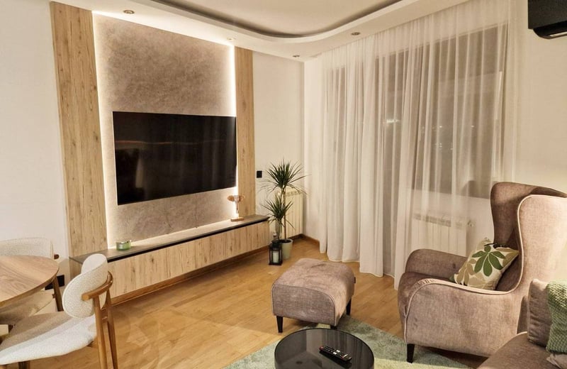 Location d'appartement moderne de 50 m² dans un immeuble récent avec vue sur le parc, district de Vračar, Belgrade, Serbie